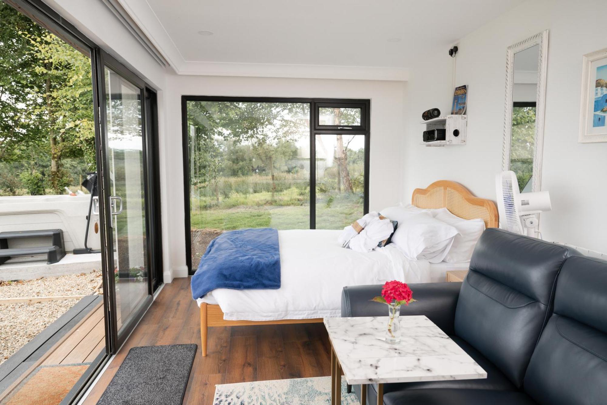 Lakescape - Waterfront Self- Catering Cabins Enniskillen Exterior foto