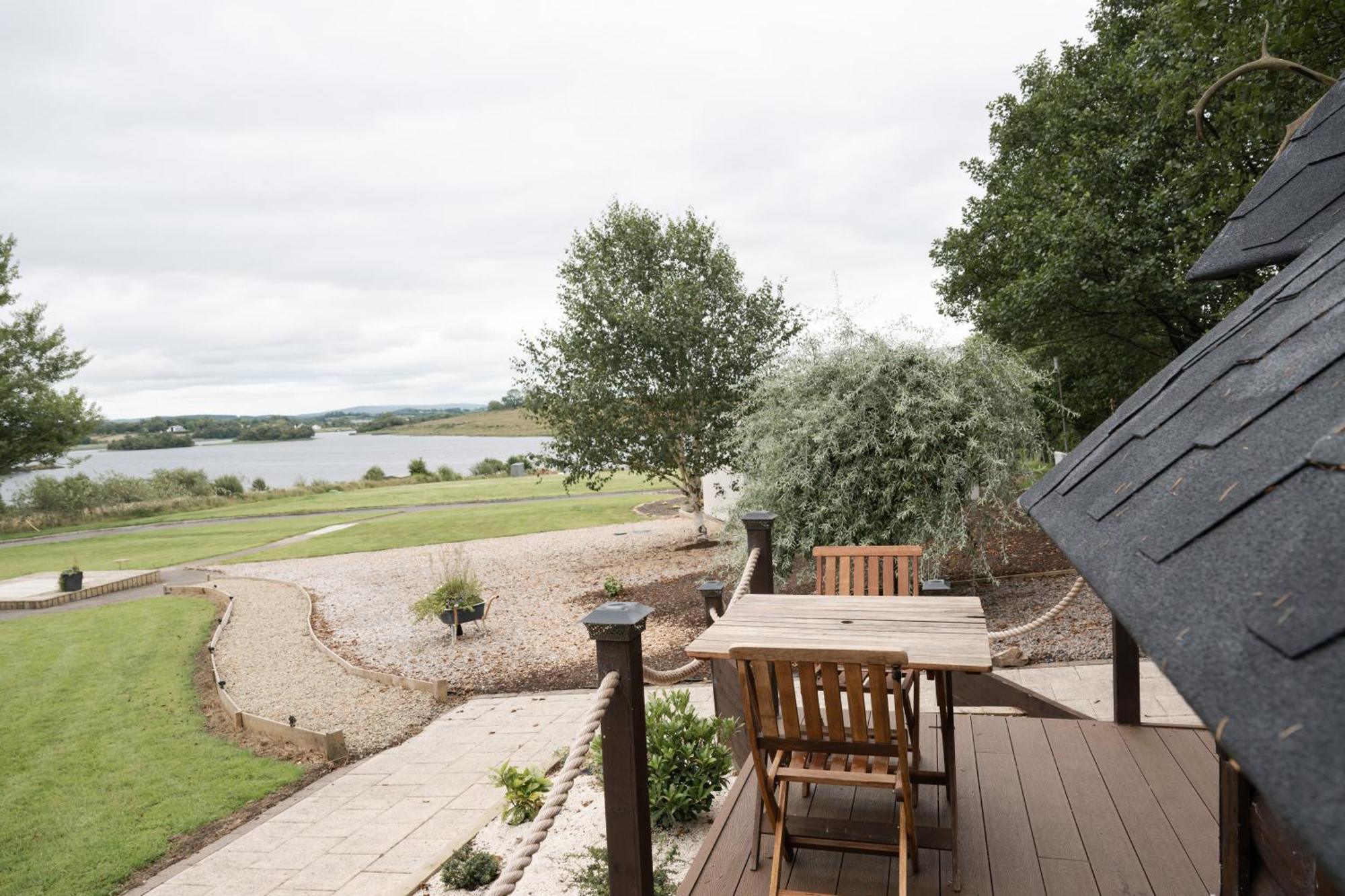 Lakescape - Waterfront Self- Catering Cabins Enniskillen Exterior foto